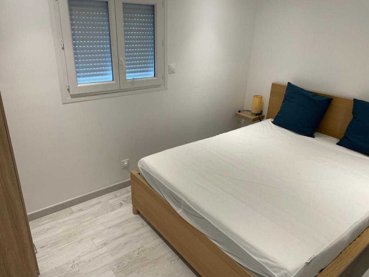Joli Logement Au Pied Des Alpilles Eyguieres Exterior photo
